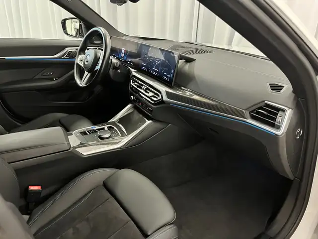 BMW I4 view 10