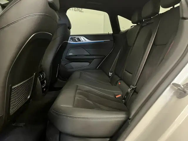 BMW I4 view 16