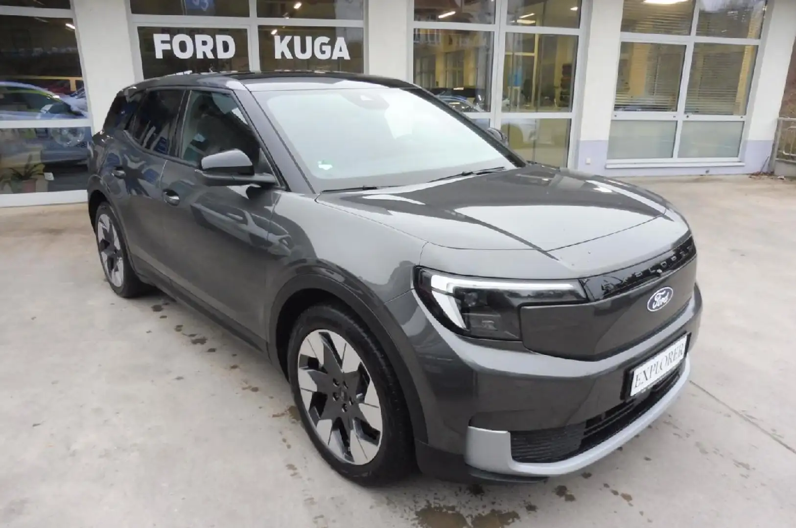 Ford Explorer Explorer Premium RWD (Extended Range 77KWh) Grau - 2