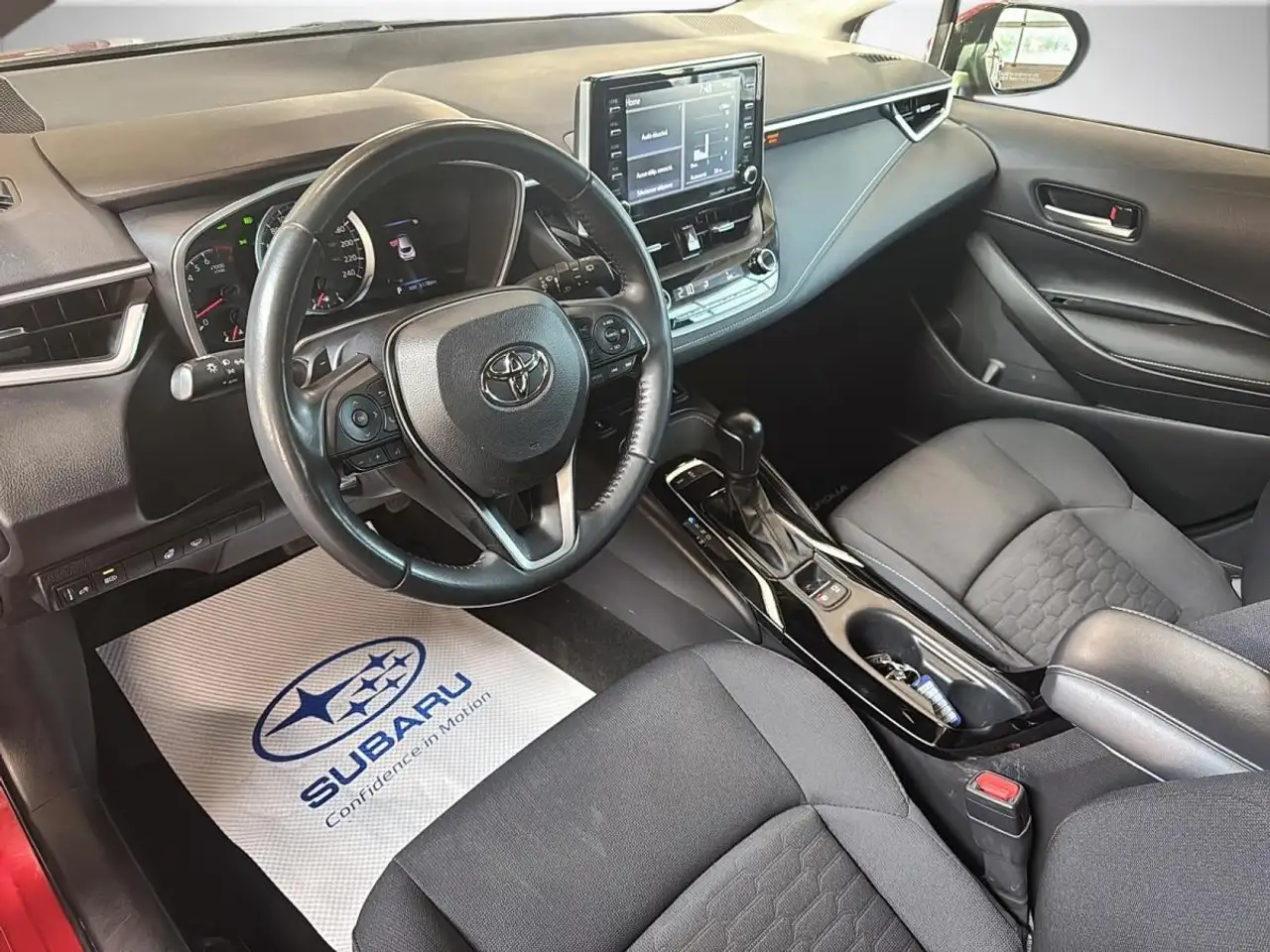 Toyota Corolla снимка Toyota Corolla