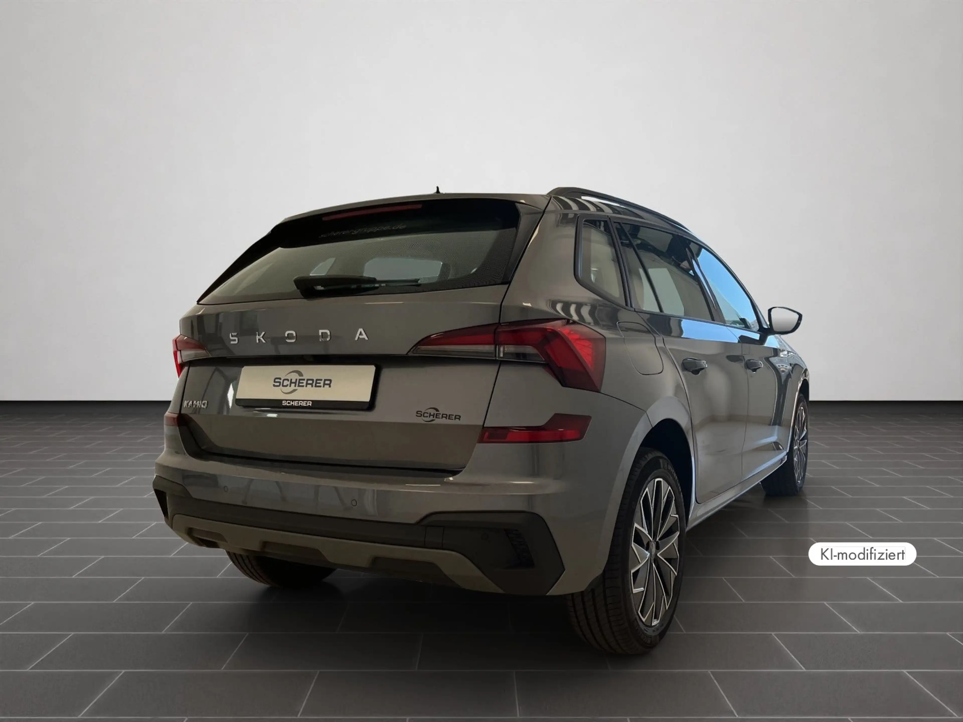 Skoda Kamiq Tour 1,0 TSI 85 kW 6-Gang-Schaltgetriebe — photo 2