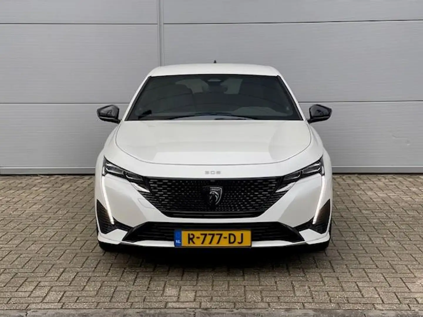 Peugeot 308 1.2 130 PK GT Pack Business Automaat | LED | Stoel Wit - 2
