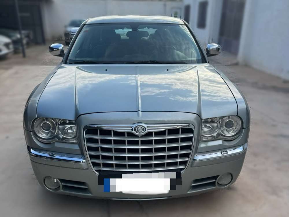 Chrysler 300C 2.7 Aut. - foto 1