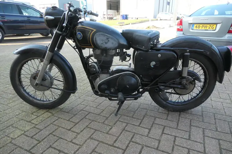 AJS 16 - foto 5