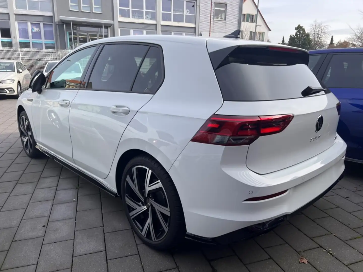 Volkswagen Golf VIII R-Line eTSI 1.5 LED Navi Keyless Kurvenlicht Blanc - 2