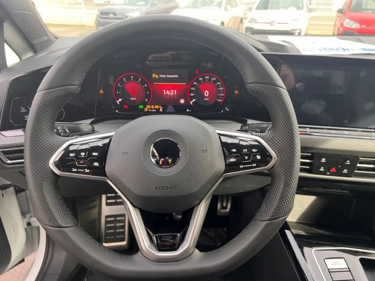 Volkswagen Golf VIII R-Line eTSI 1.5 LED Navi Keyless Kurvenlicht 5