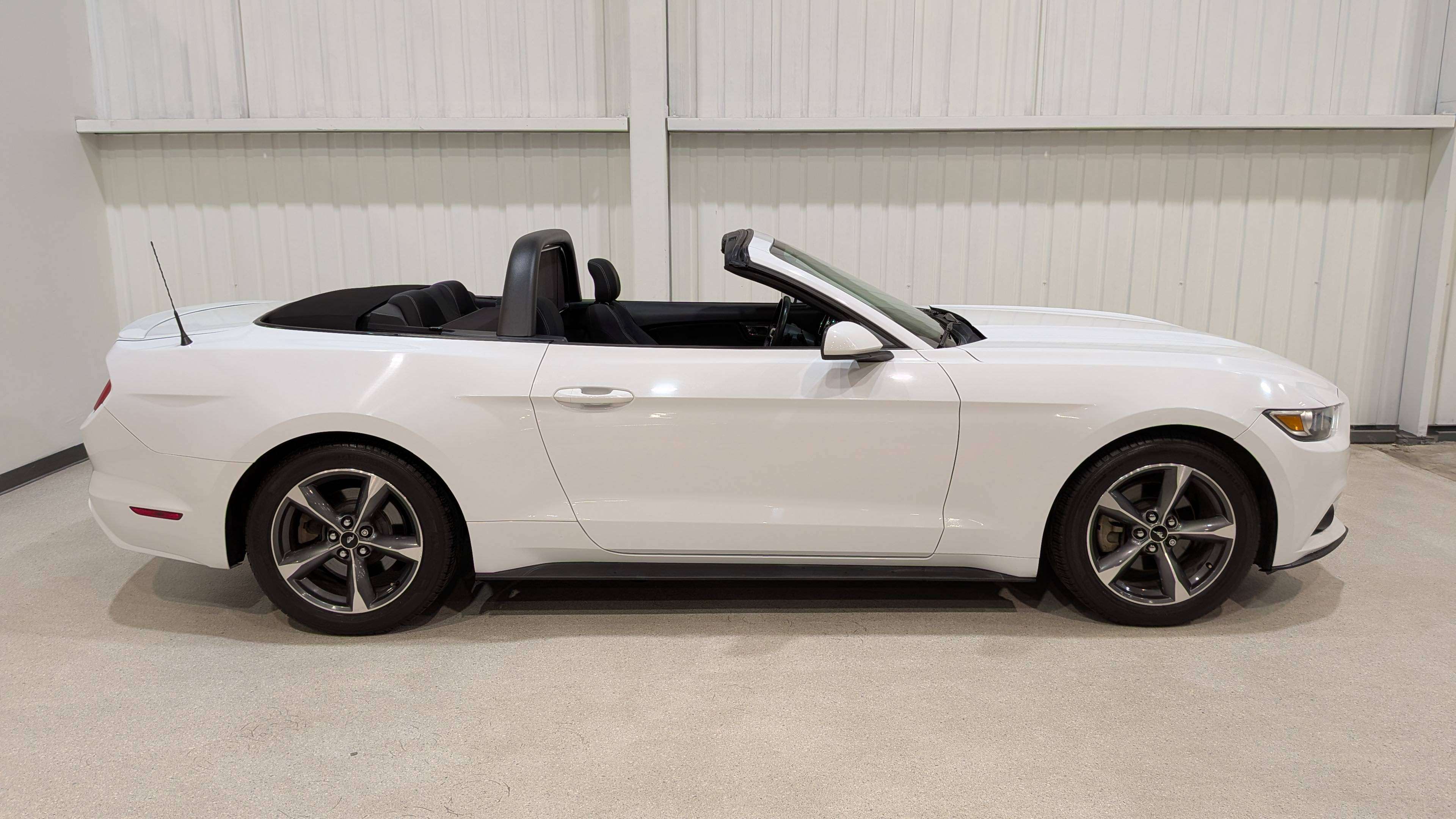 Ford Mustang 2015