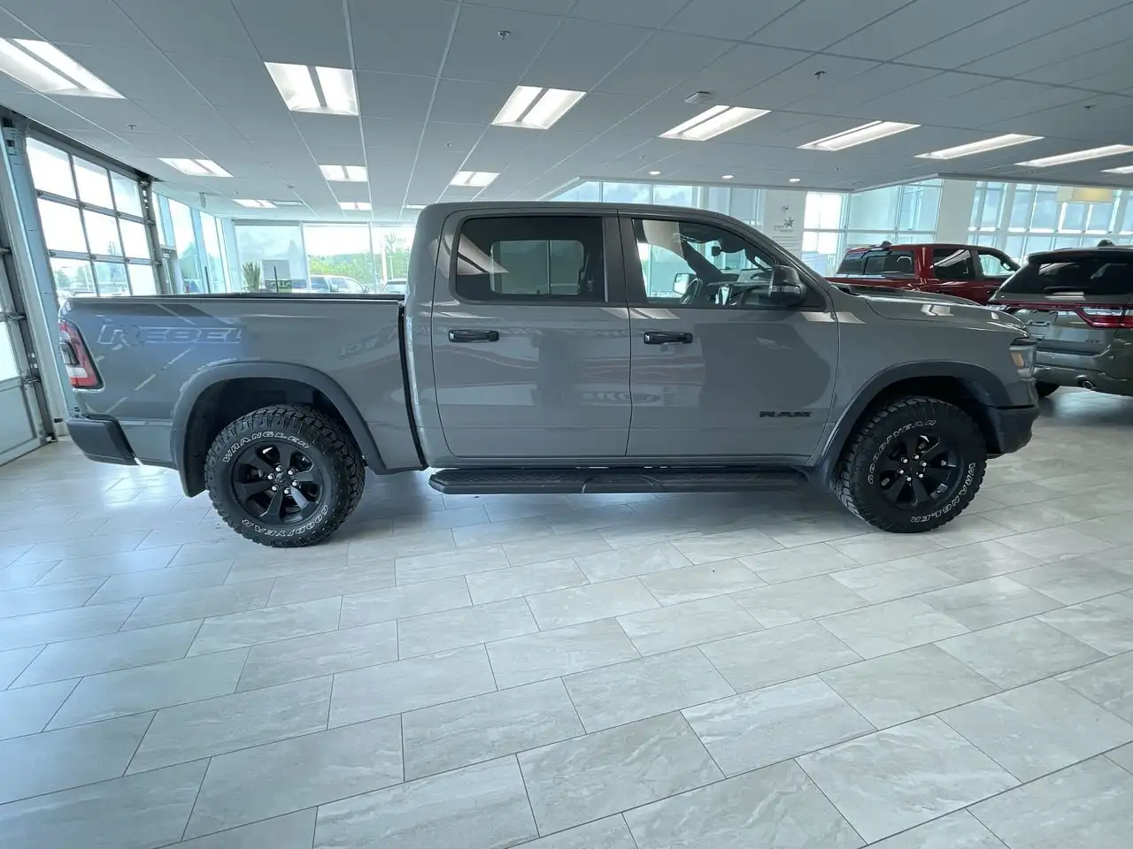 RAM 1500 снимка RAM 1500