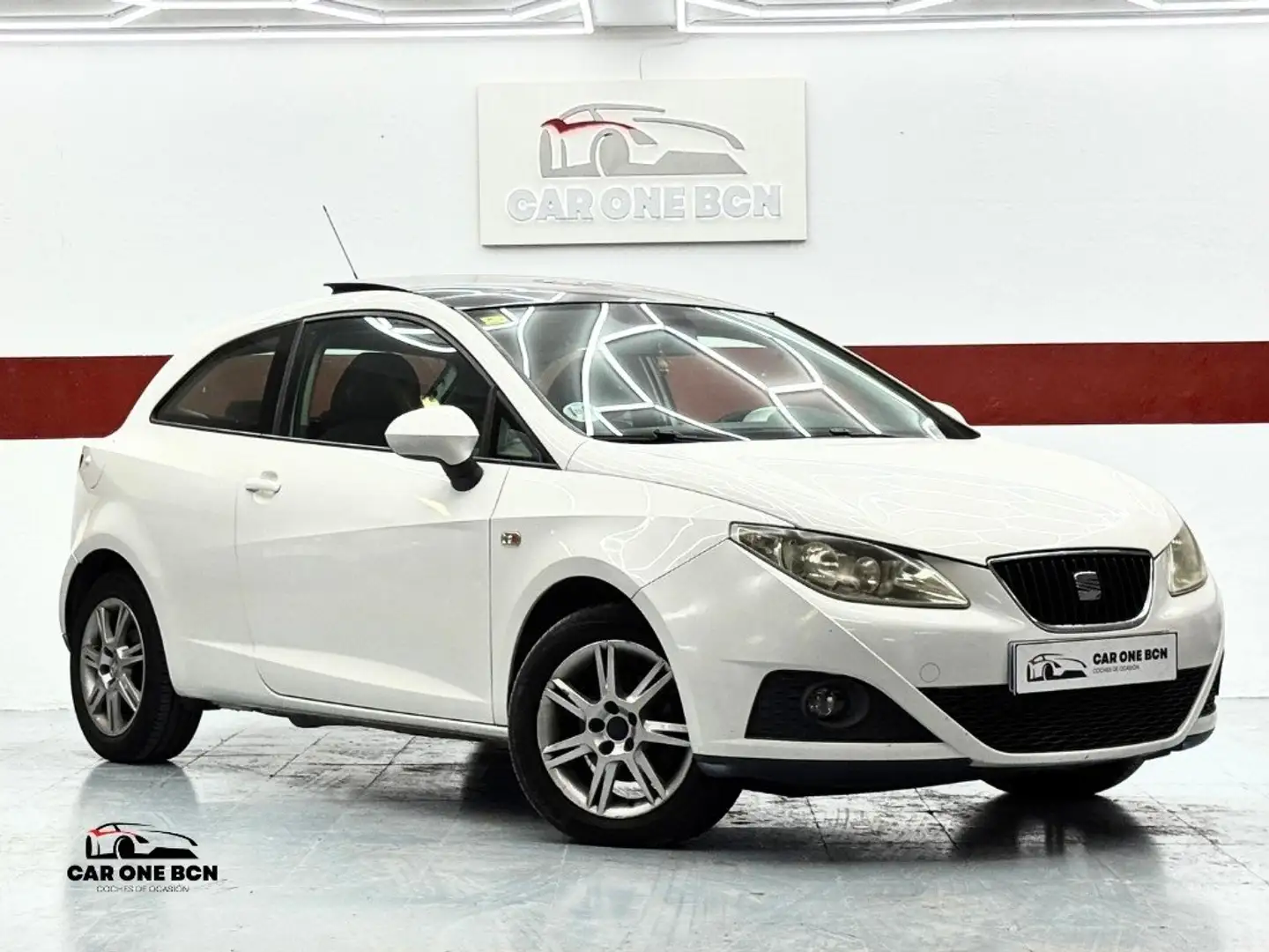 SEAT 1.6 TDI SPORT Blanco - 1