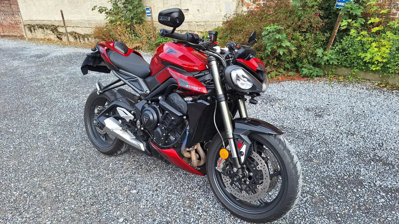 Triumph Street Triple RS