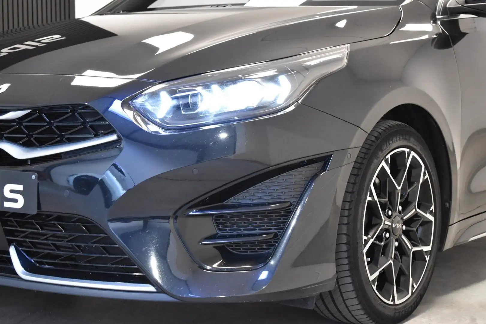 Kia ProCeed / pro_cee'd 1.5 T-GDi GT-Line ISG Noir - 2