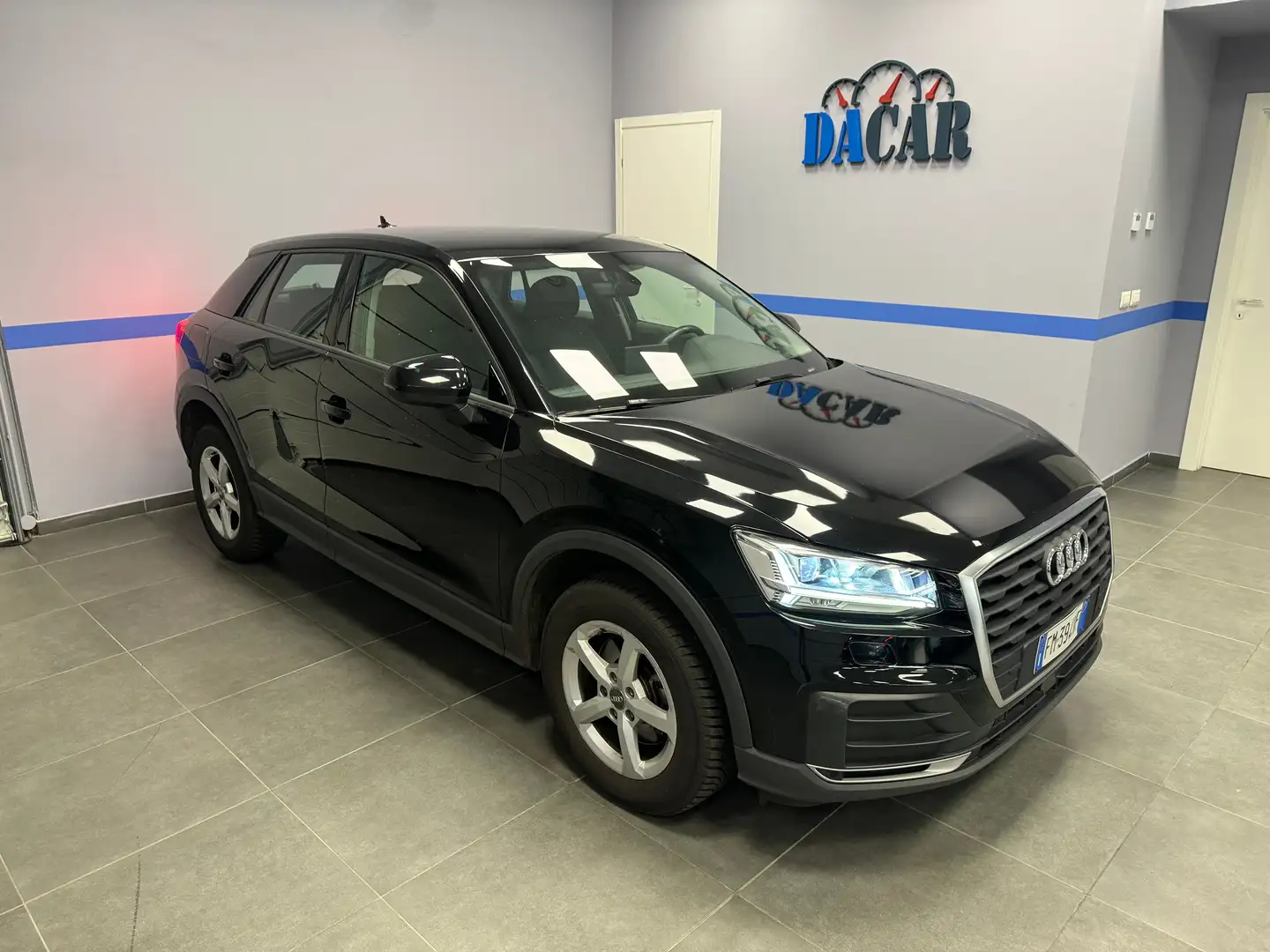 Audi Q2 Q2 1.0 TFSI Business LED-PDC-NAVI UFFICIALE Schwarz - 1