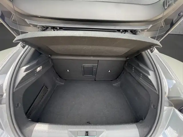 Peugeot 308 view 7