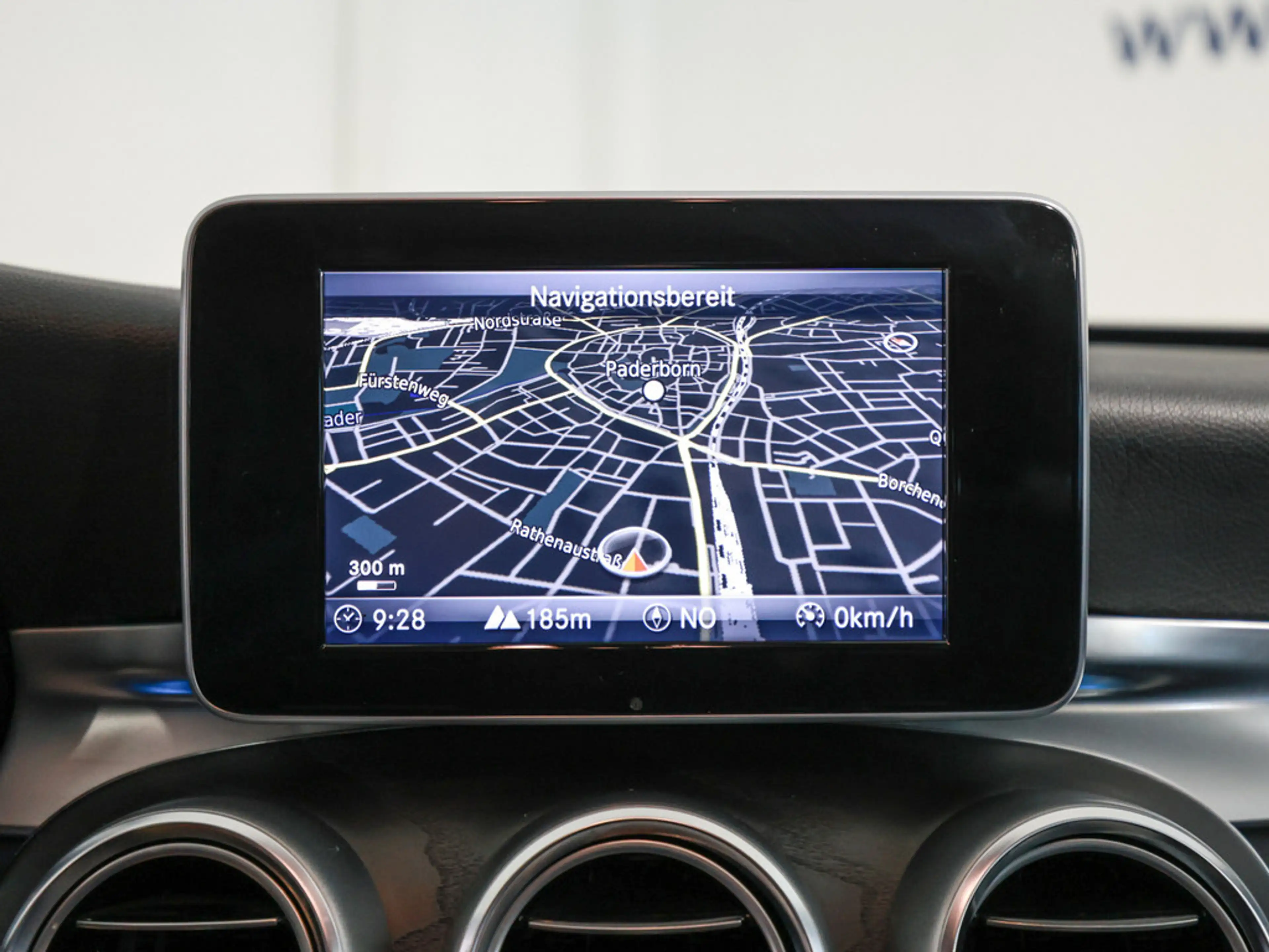 Mercedes-Benz C 350 e Avantgarde Automatik +NAVI+LED+GJR — photo 9
