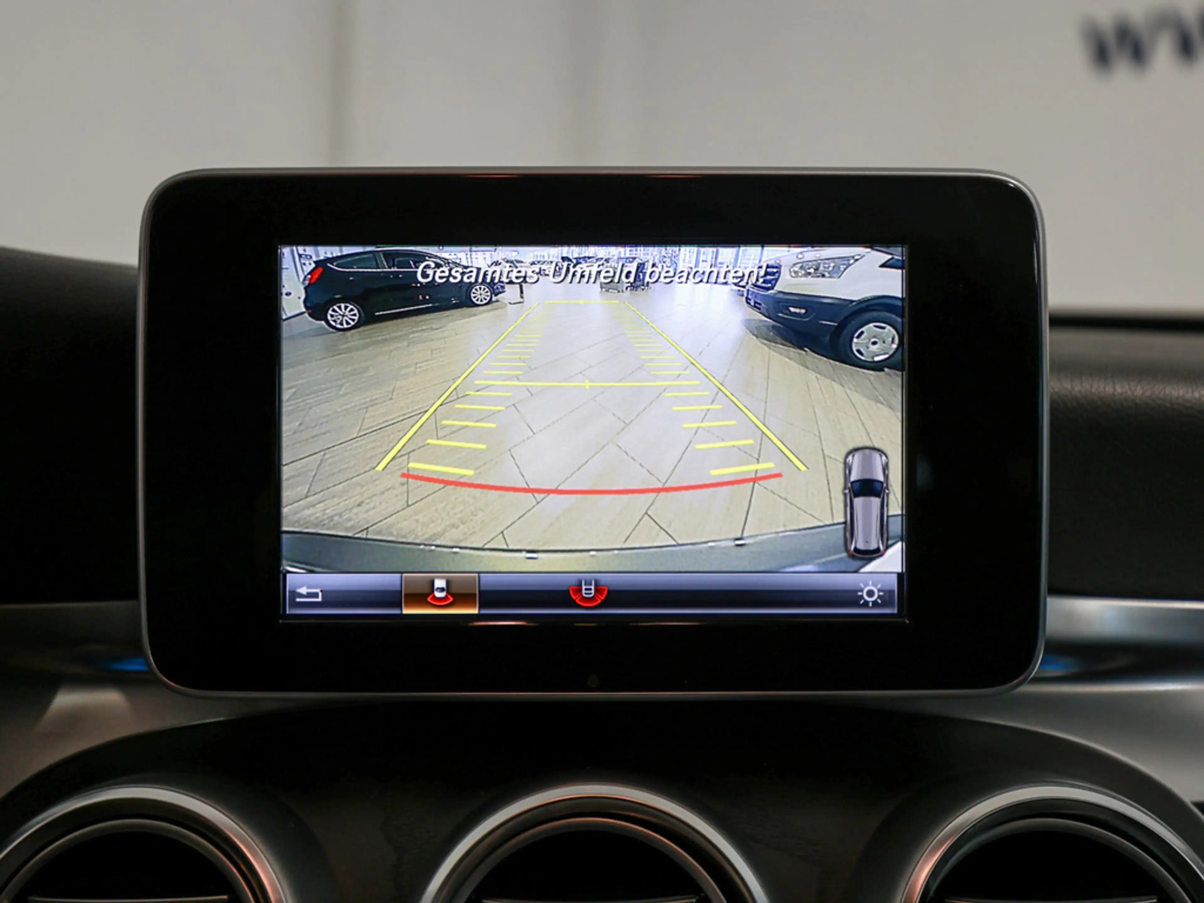 Mercedes-Benz C 350 e Avantgarde Automatik +NAVI+LED+GJR — photo 11