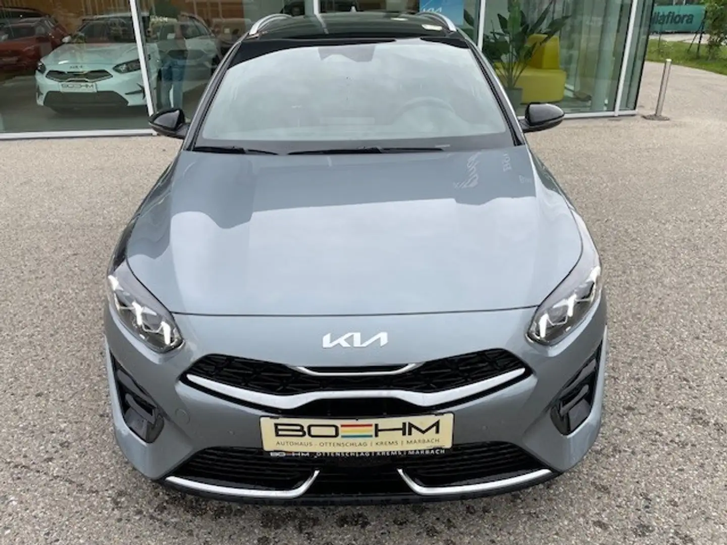 Kia Ceed SW / cee'd SW ceed SW 1,5 TGDI GT-Line 48V DCT Silber - 2