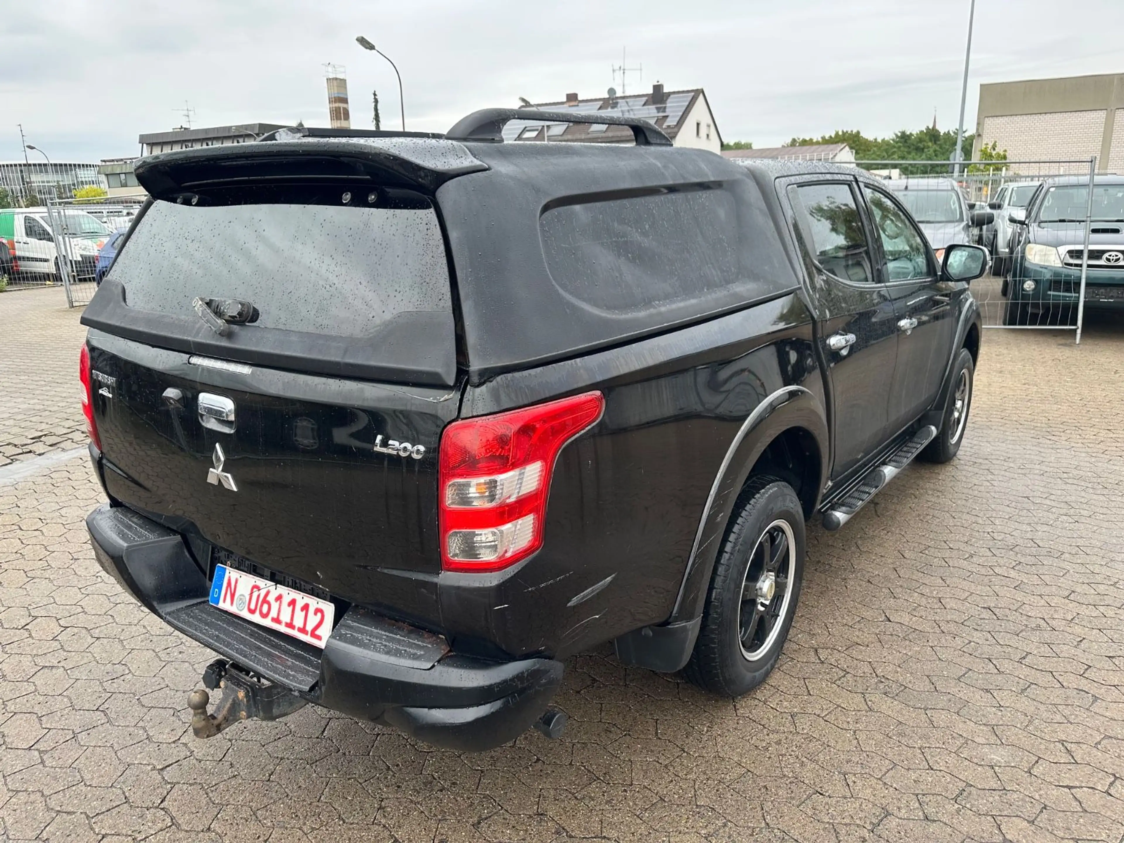 Mitsubishi L200 — photo 11