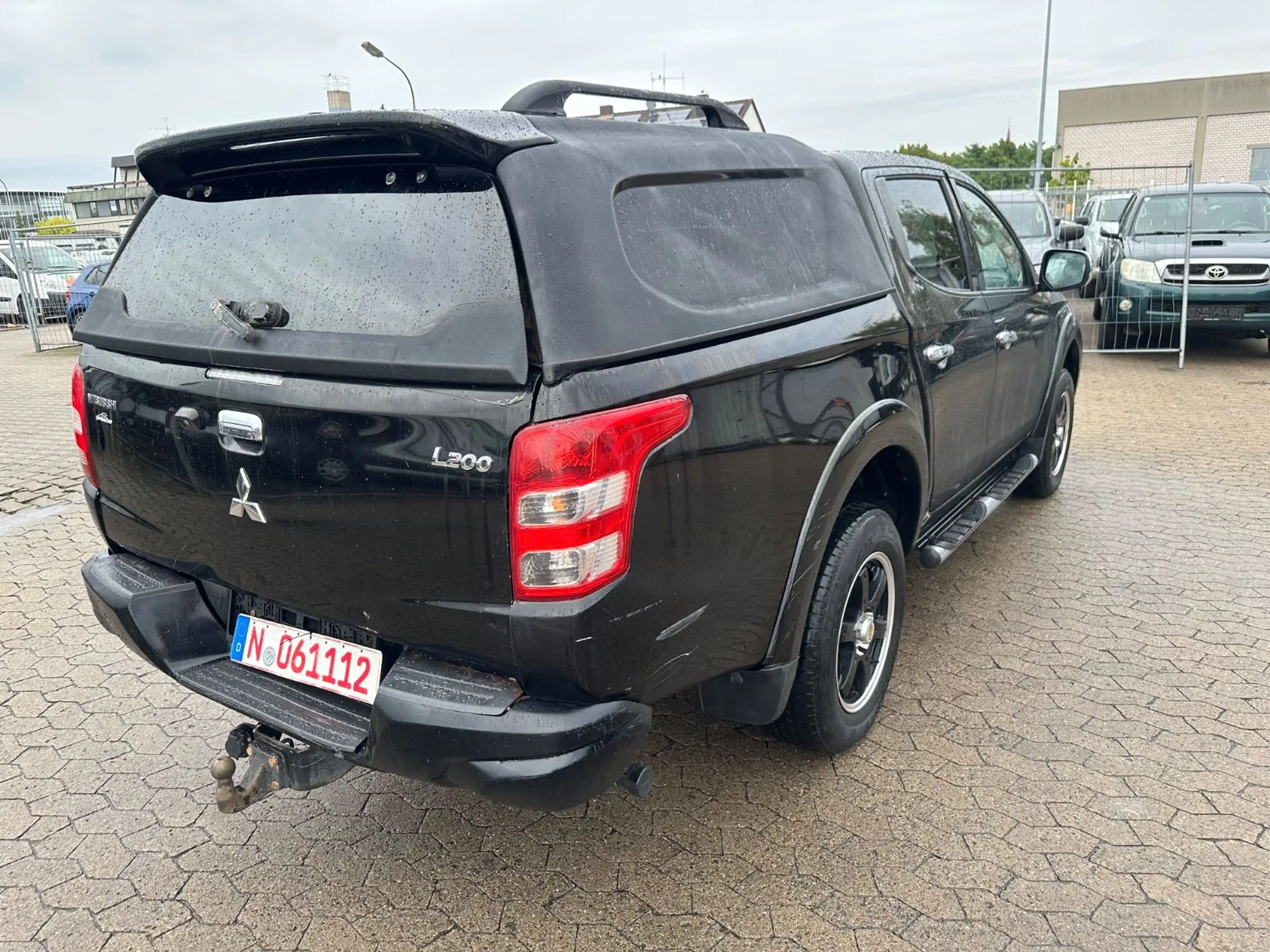 Mitsubishi L200 — photo 10