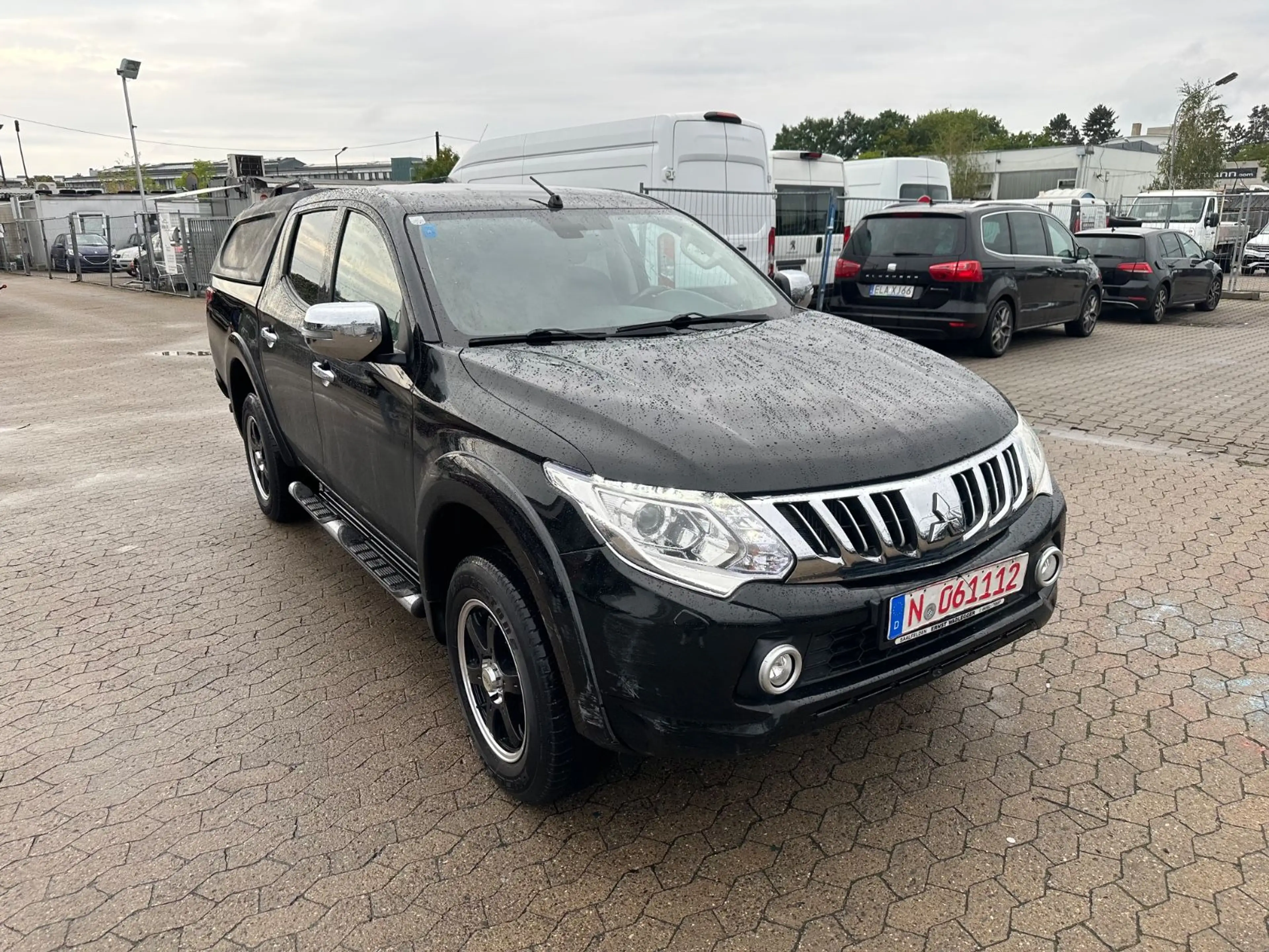 Mitsubishi L200 — photo 5