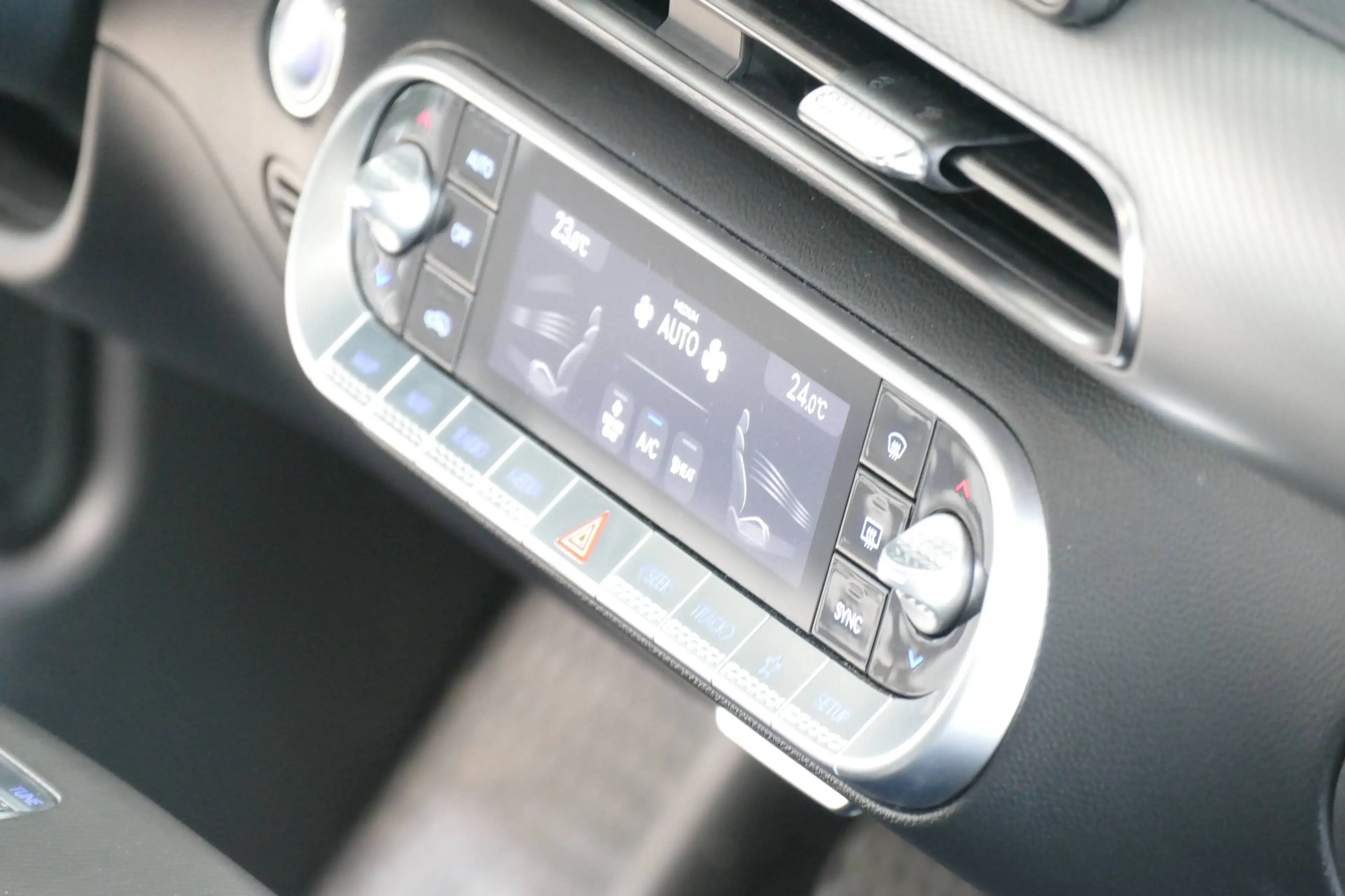 Genesis GV60 GV60 Elektro AWD Sport*PANORAMA*SITZ PAKET* — photo 15