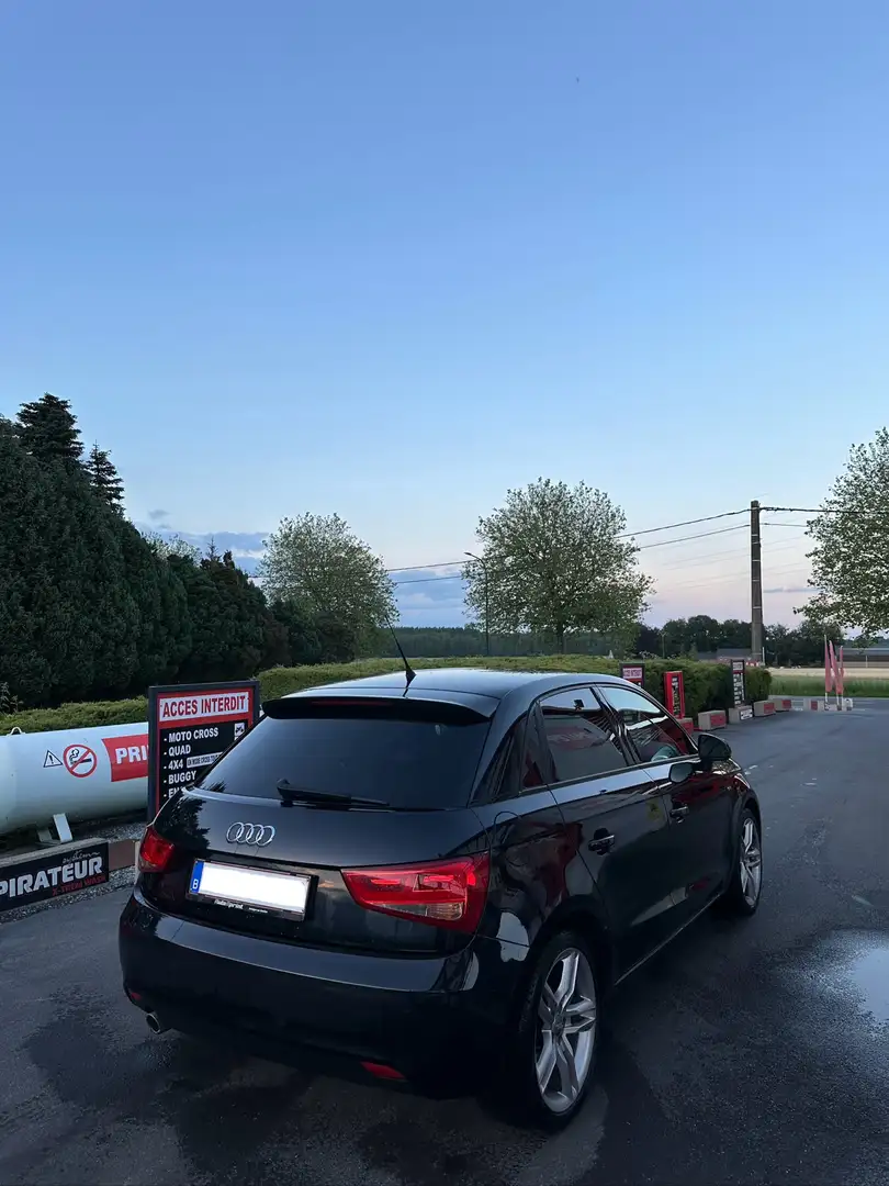 Audi A1 Sportback 1.6 TDi Ambition S line tronic - 2