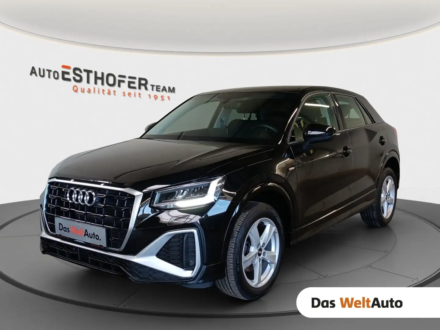 Audi Q2 35 TFSI S line Schwarz - 1
