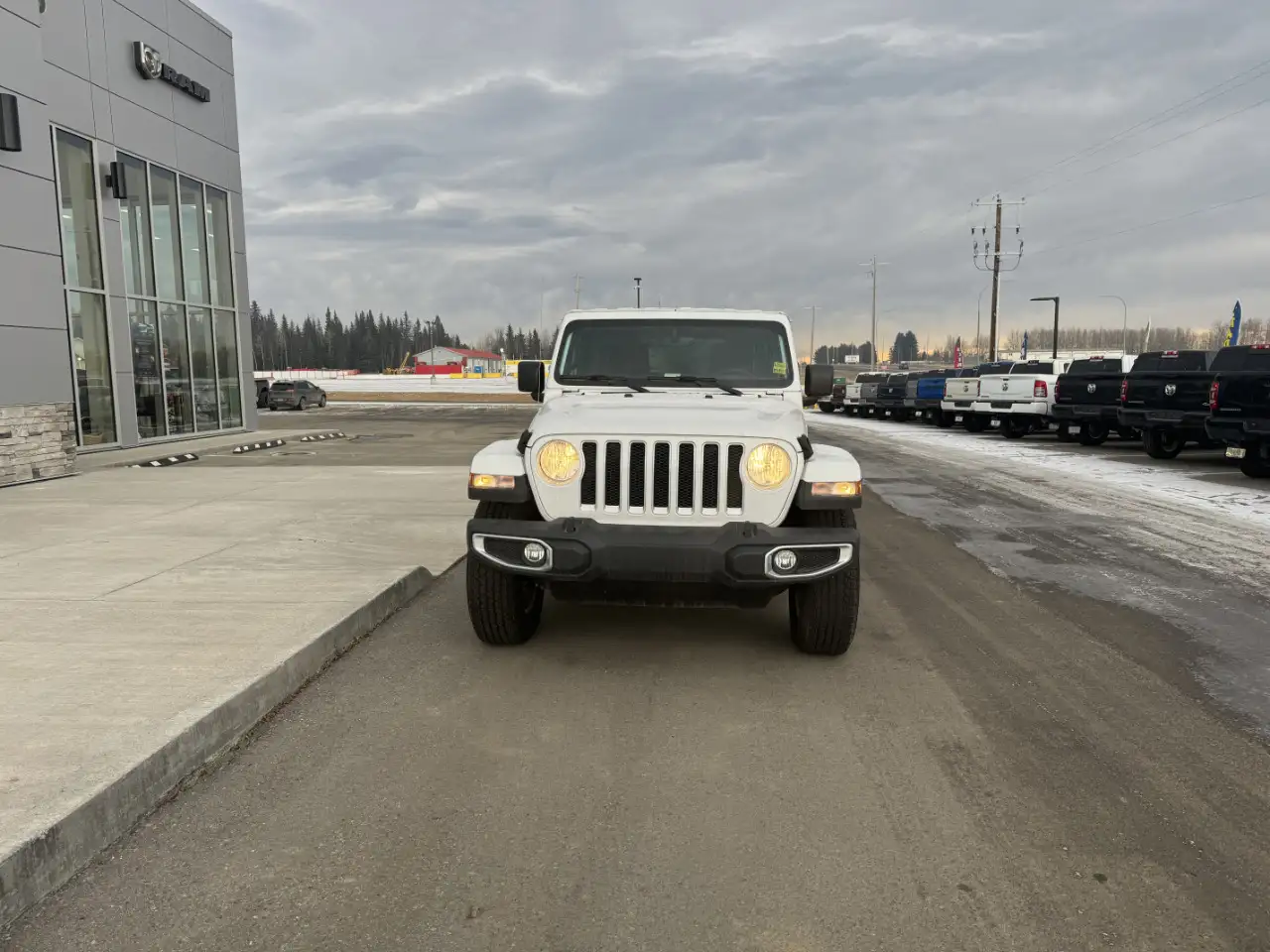 Jeep Wrangler снимка Jeep Wrangler