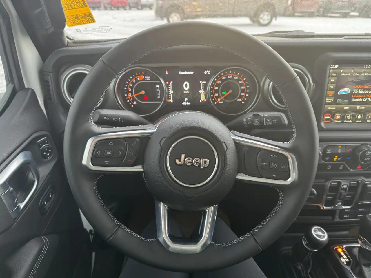 Jeep Wrangler снимка Jeep Wrangler