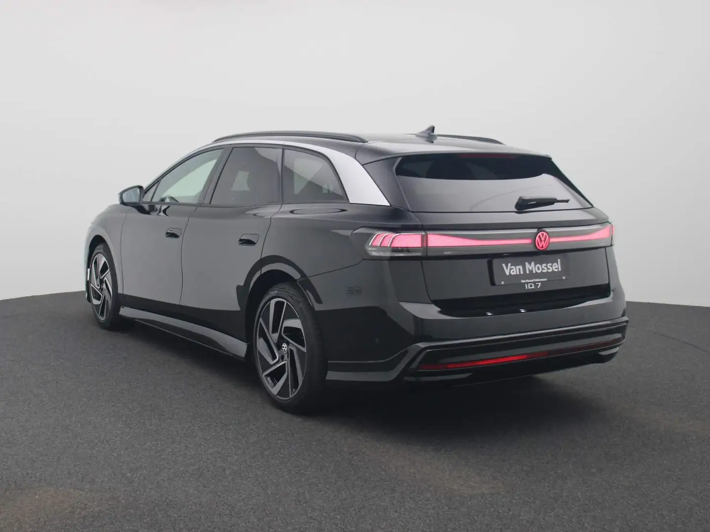 Volkswagen ID.7 Tourer Pro Business 77 kWh 286 PK | 360 Graden Cam Negru - 2