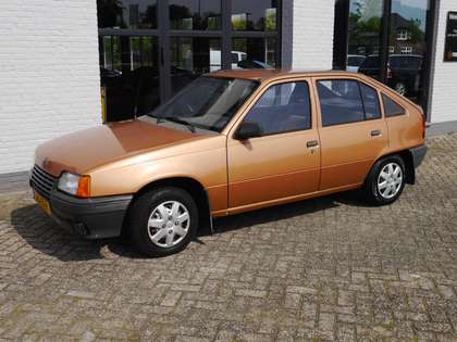 Opel Kadett 1.2 sc ORIGINEEL NEDERLANDS