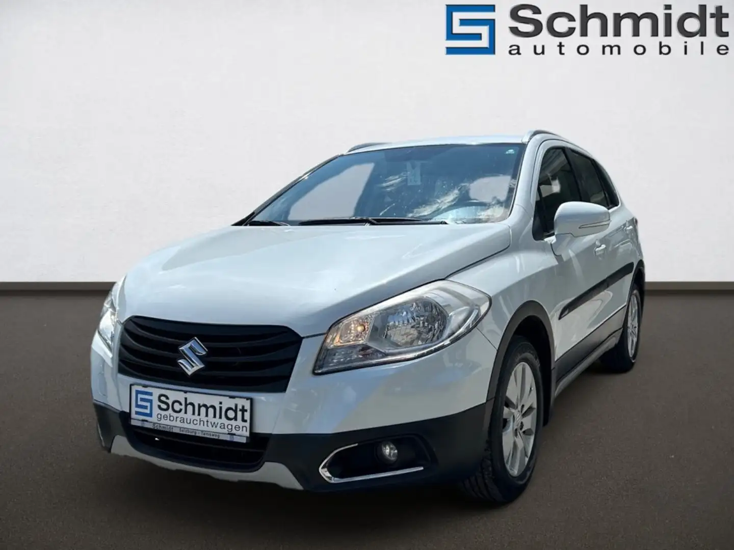 Suzuki SX4 S-Cross 1,6 Allgrip shine Blanc - 1