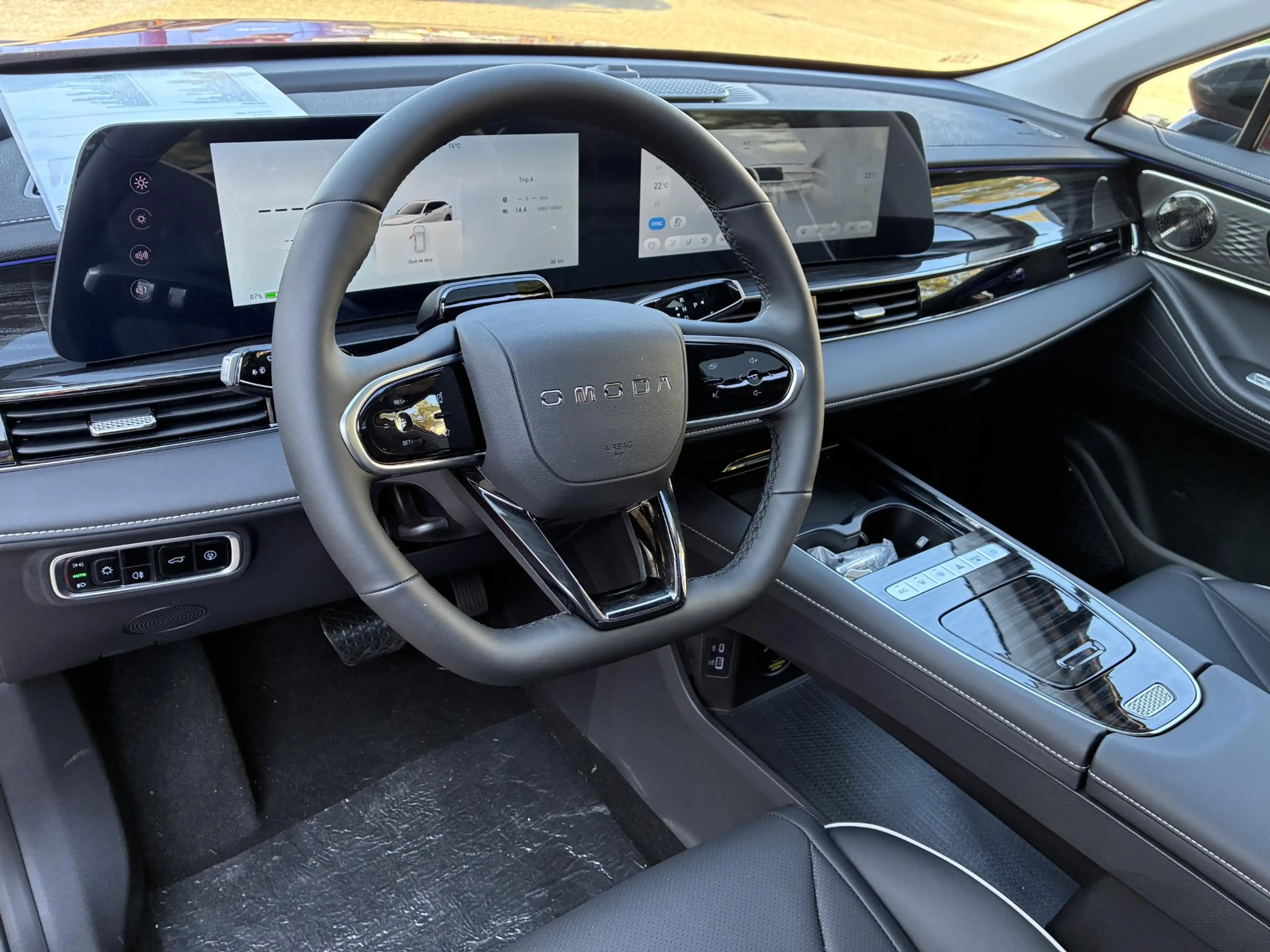 Omoda 5 EV Premium 61 kWh | Climate control | Leder | Elek — photo 13