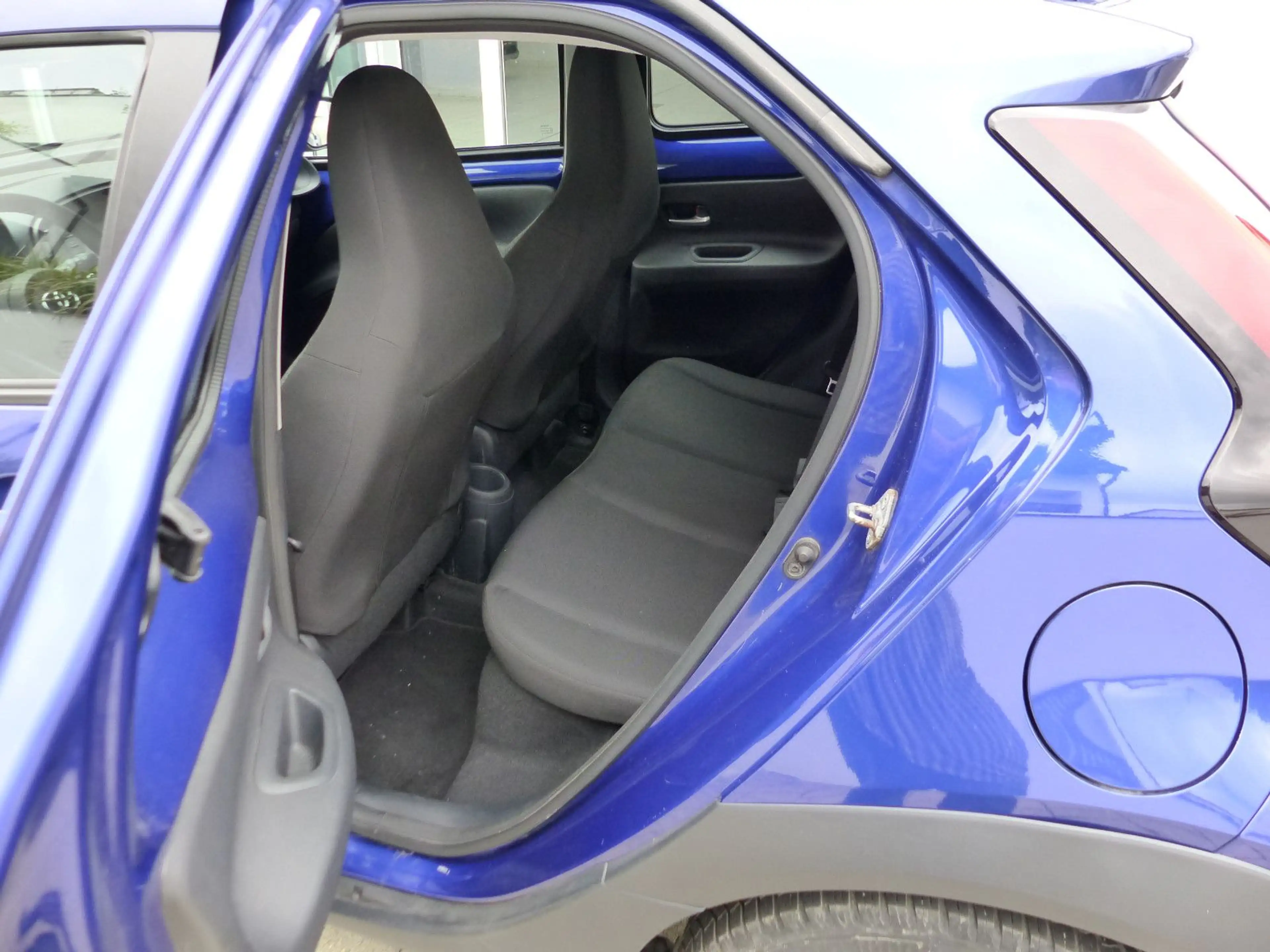 Toyota Aygo X Play Automat. Kamera Tempomat DAB CarPlay — photo 11