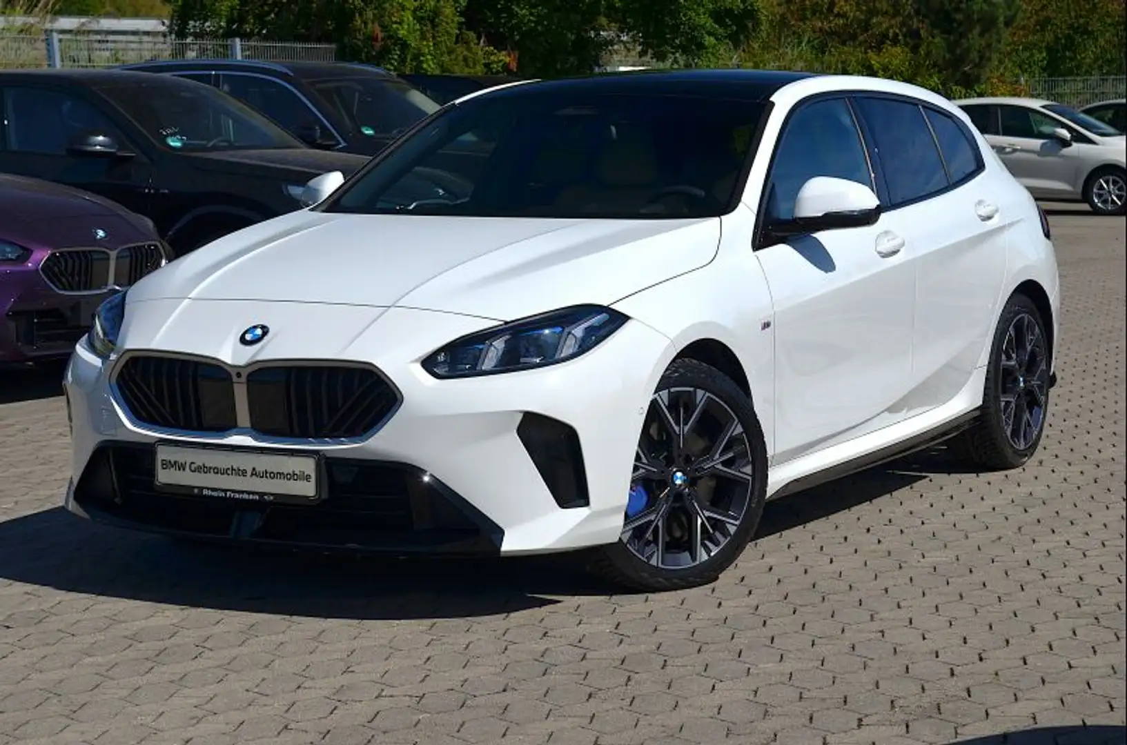 BMW 120 i M Sport LiveCptProf.Ad.LED.360°.Head-Up Weiß - 2