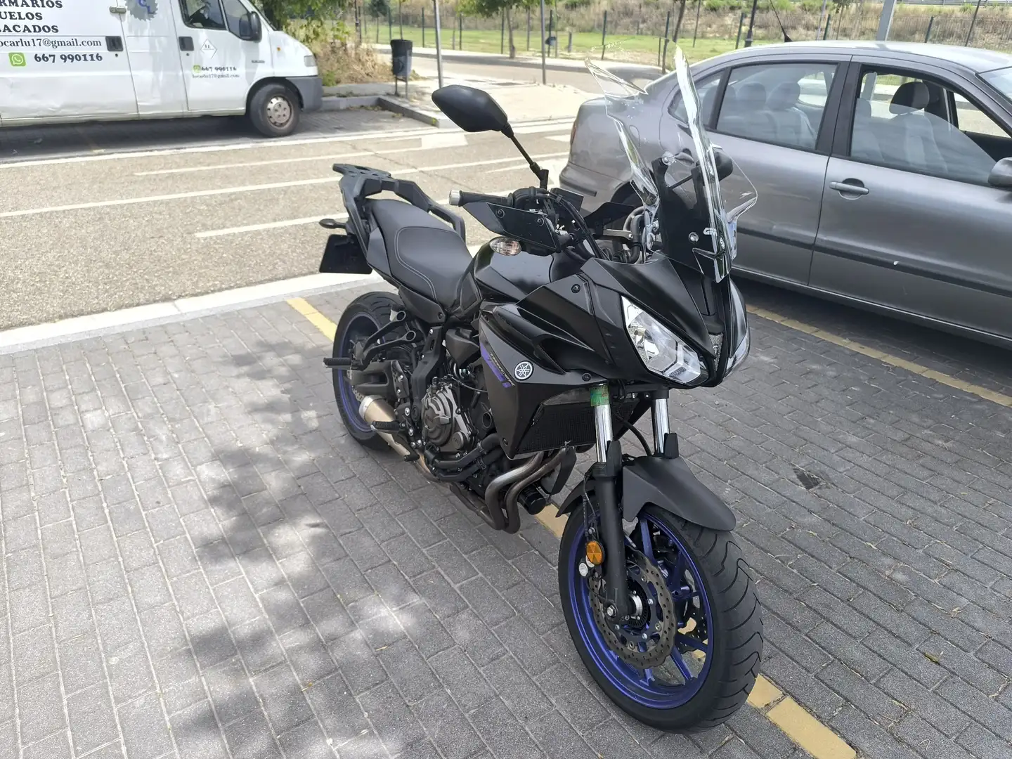 Yamaha Tracer 700 Limitada A2 Czarny - 1