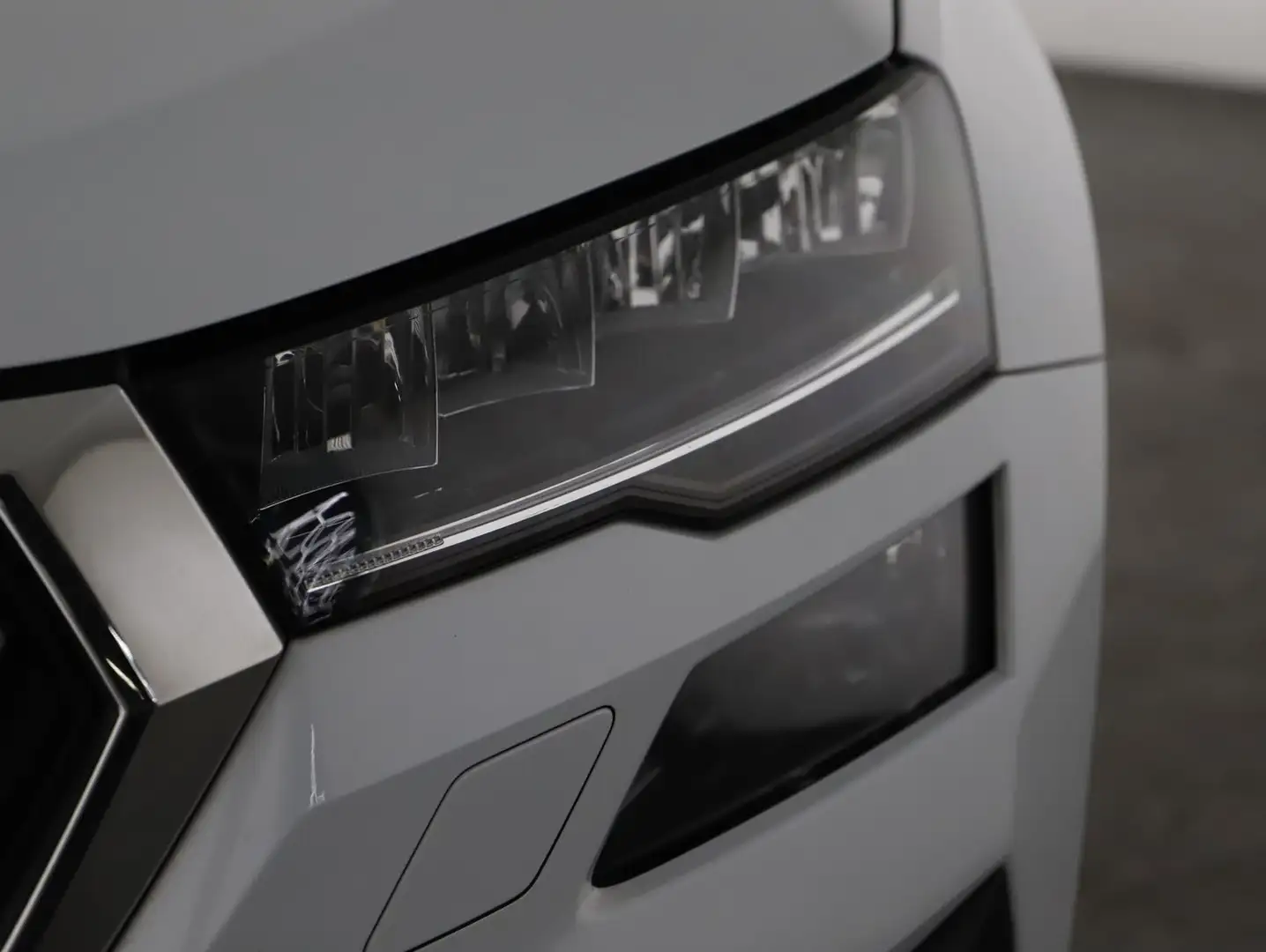 Skoda Karoq Style Limited TDI Weiß - 2