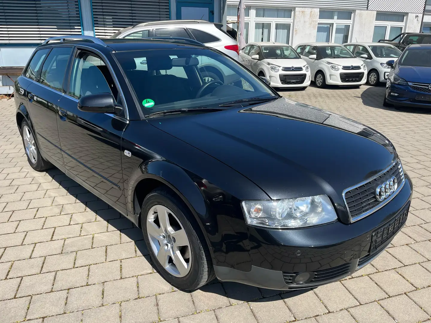 Audi A4 Avant 2.0 Schwarz - 2