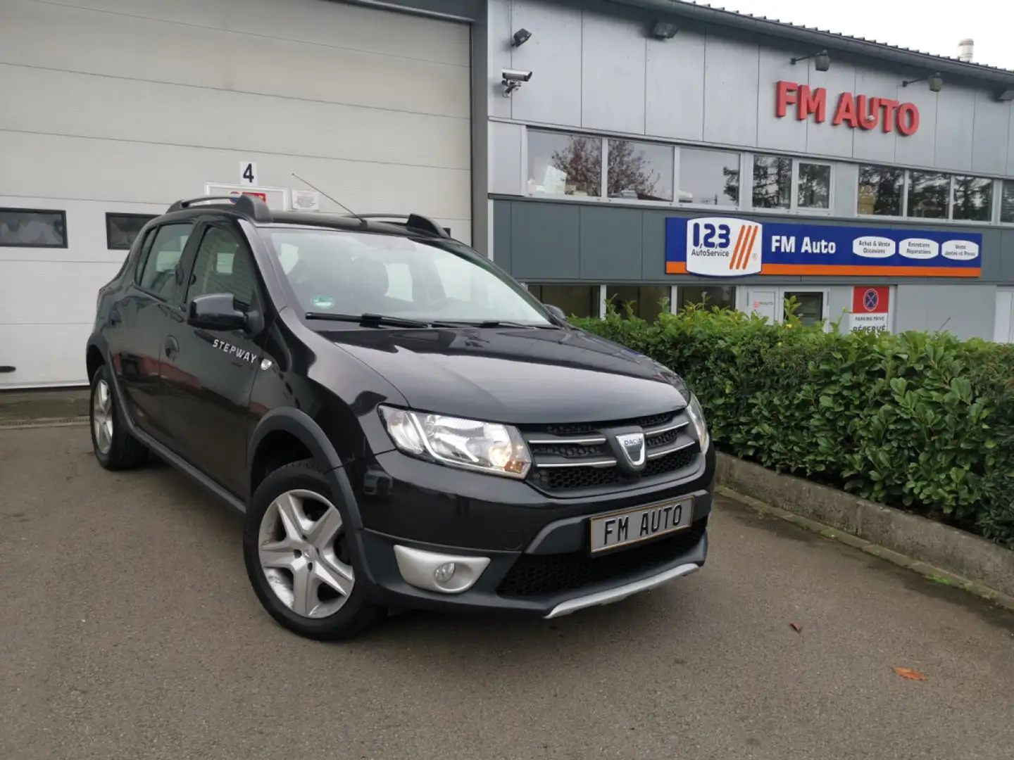 Dacia Sandero II STEPWAY PRESTIGE  AUTOMATIQUE Noir - 1