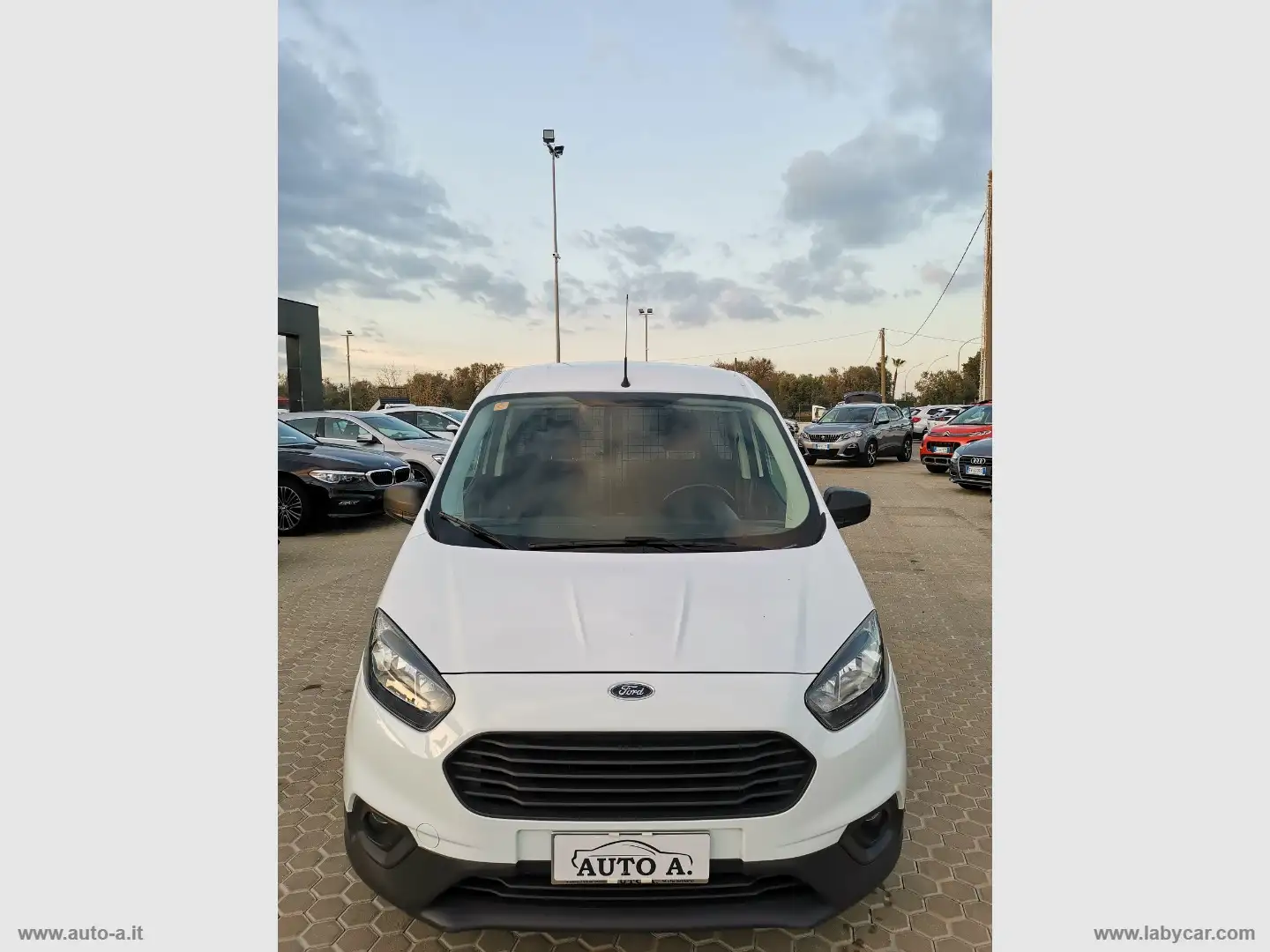 Ford Transit Courier 1.5 TDCi 75CV Van Trend Bianco - 2
