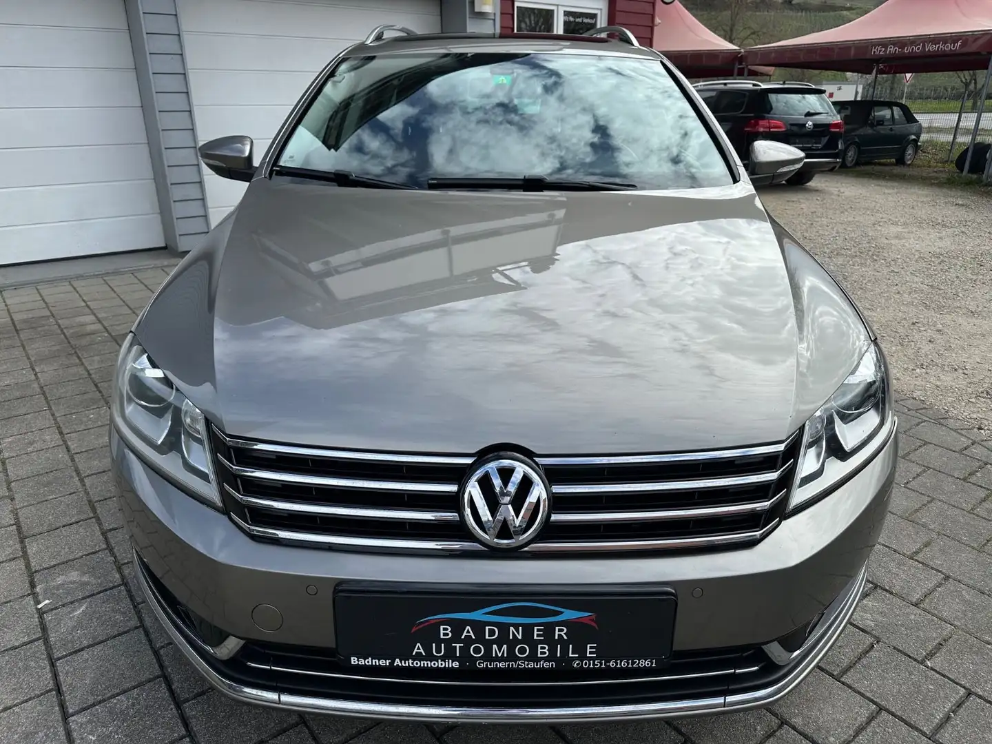 Volkswagen Passat Variant Highline 4Motion Marrone - 2
