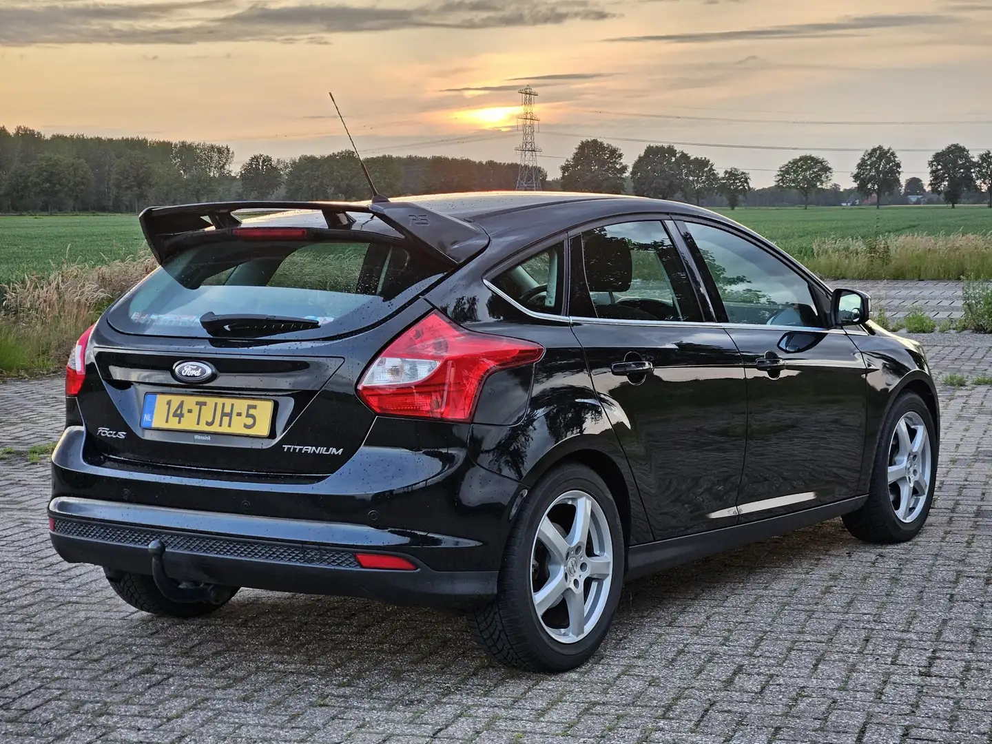 Ford Focus 1.6 Ti-VCT Titanium - 2