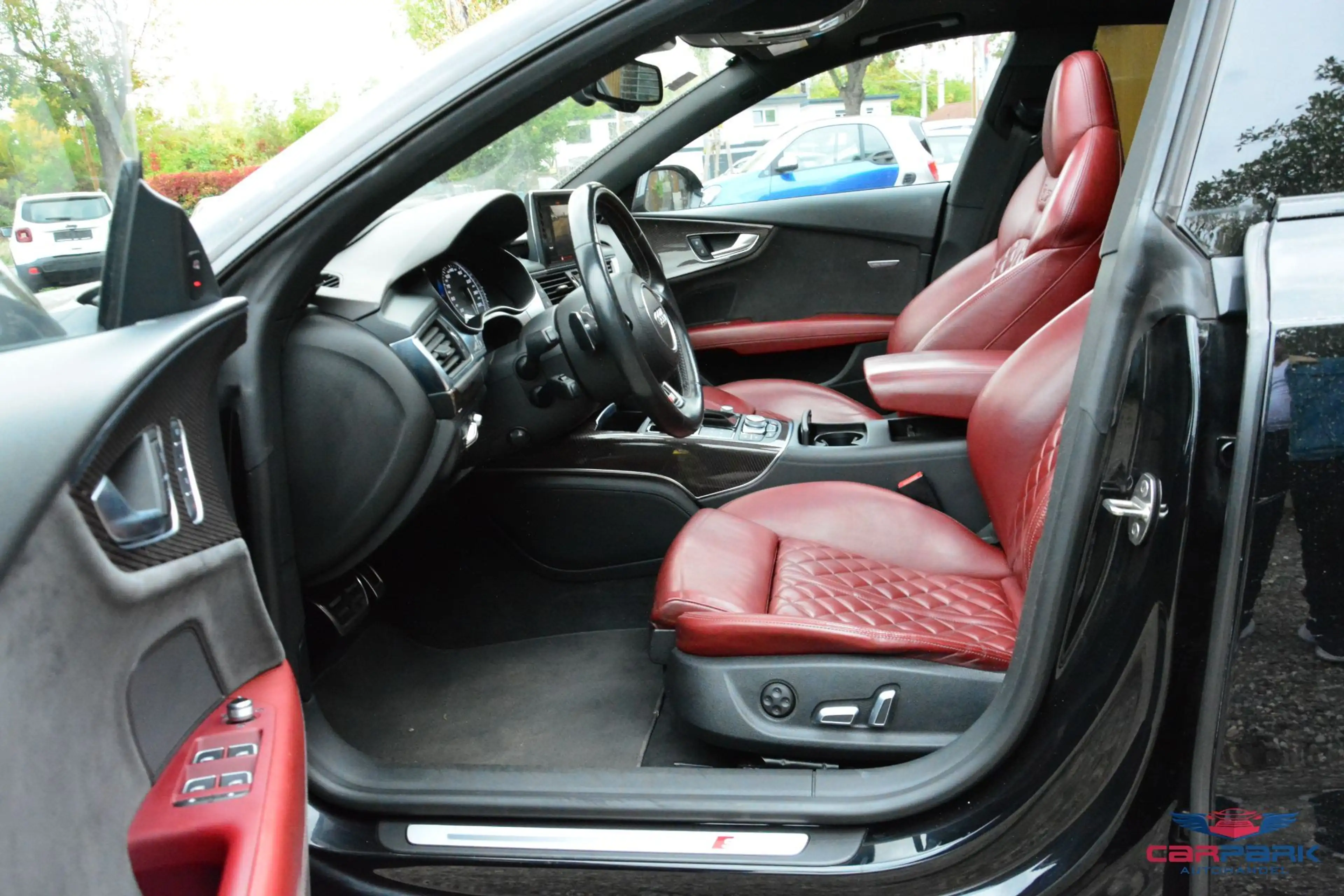 Audi S7 Sportback 4,0 TFSI COD quattro S-tronic — photo 9