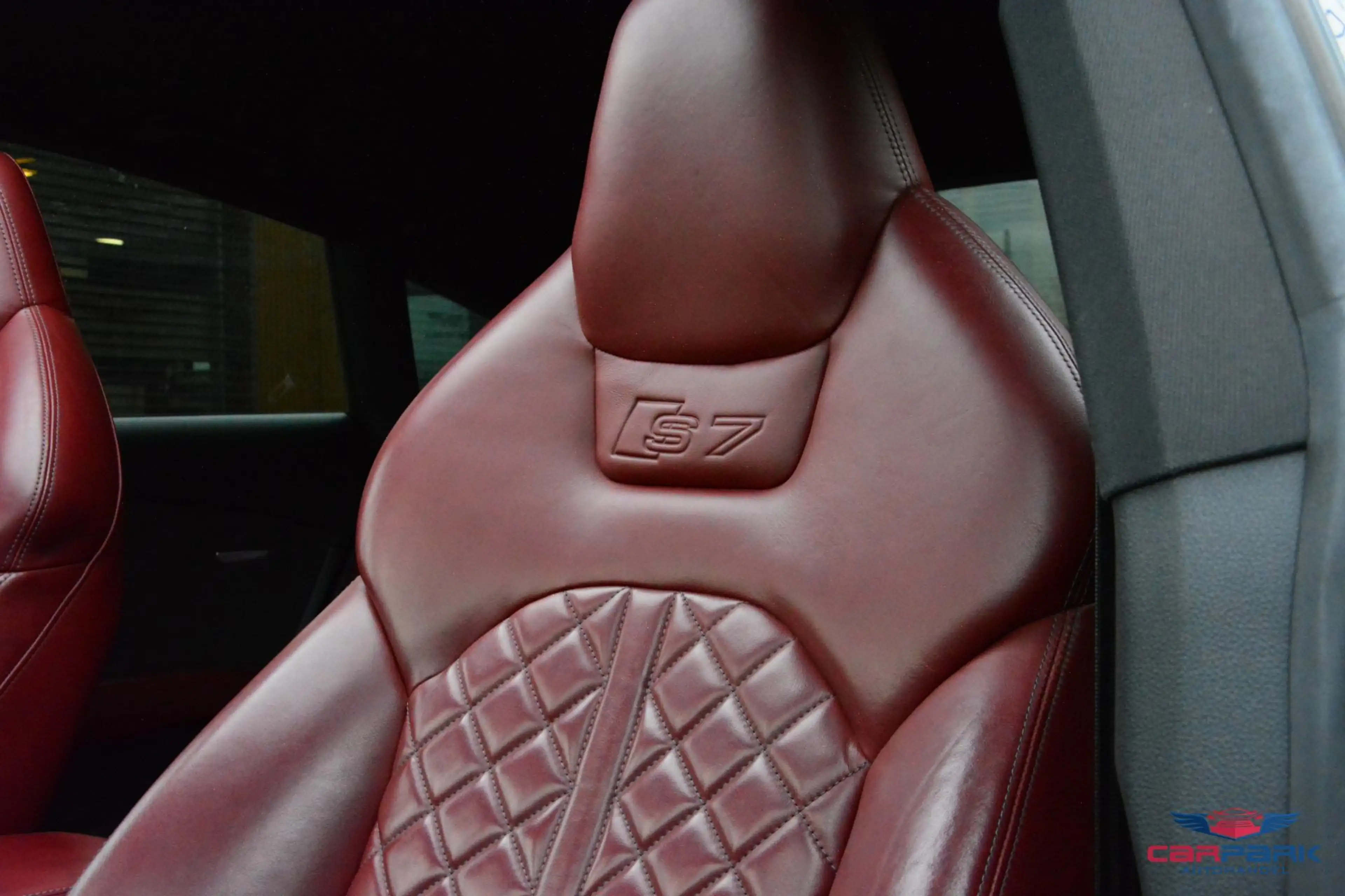 Audi S7 Sportback 4,0 TFSI COD quattro S-tronic — photo 11