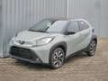 Toyota Aygo X 1.0 VVT-i Teamplayer Kamera, AppleCarPlay Grijs - thumbnail 1
