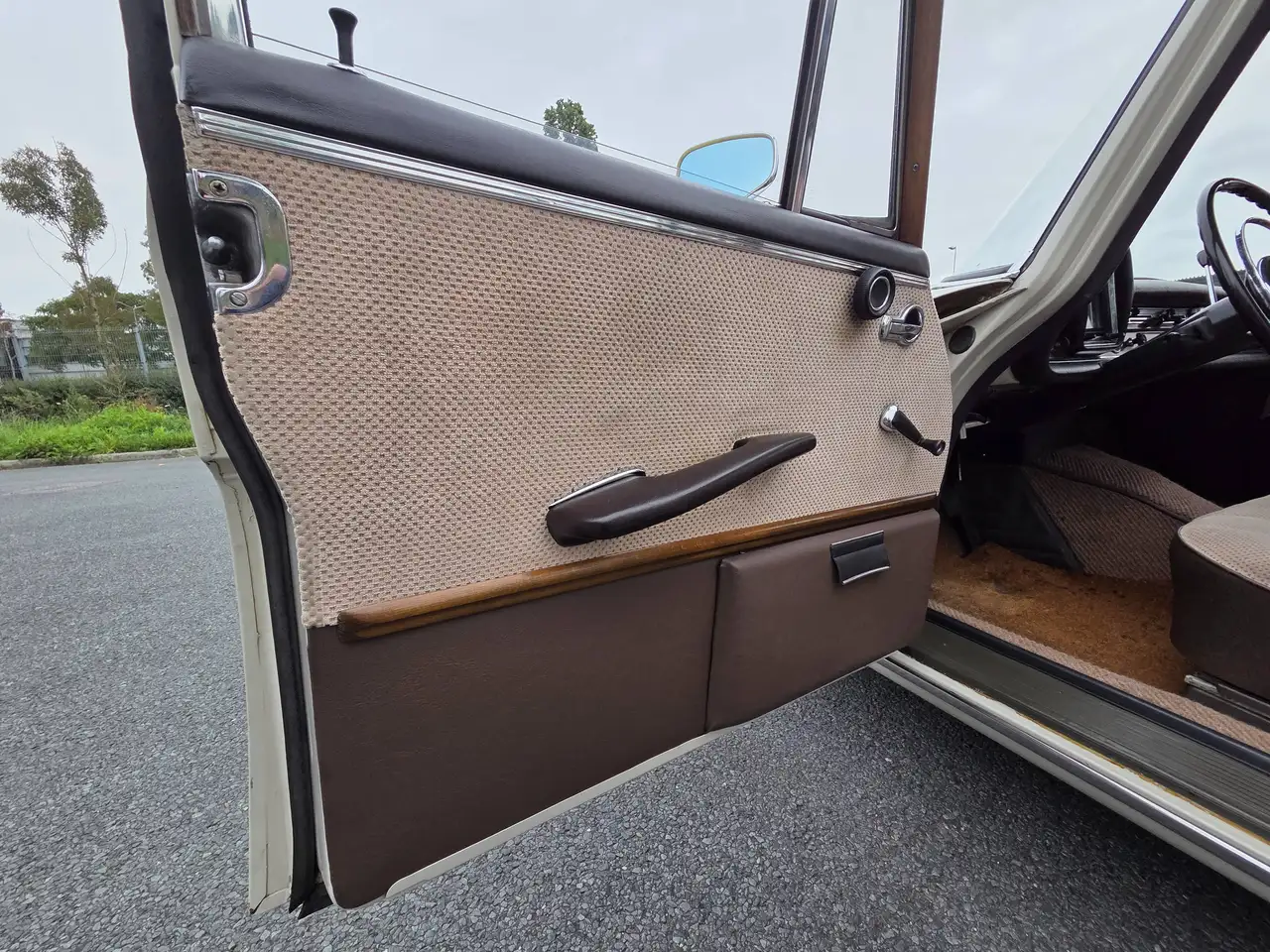 Mercedes-Benz E 220 undefined, foto 9