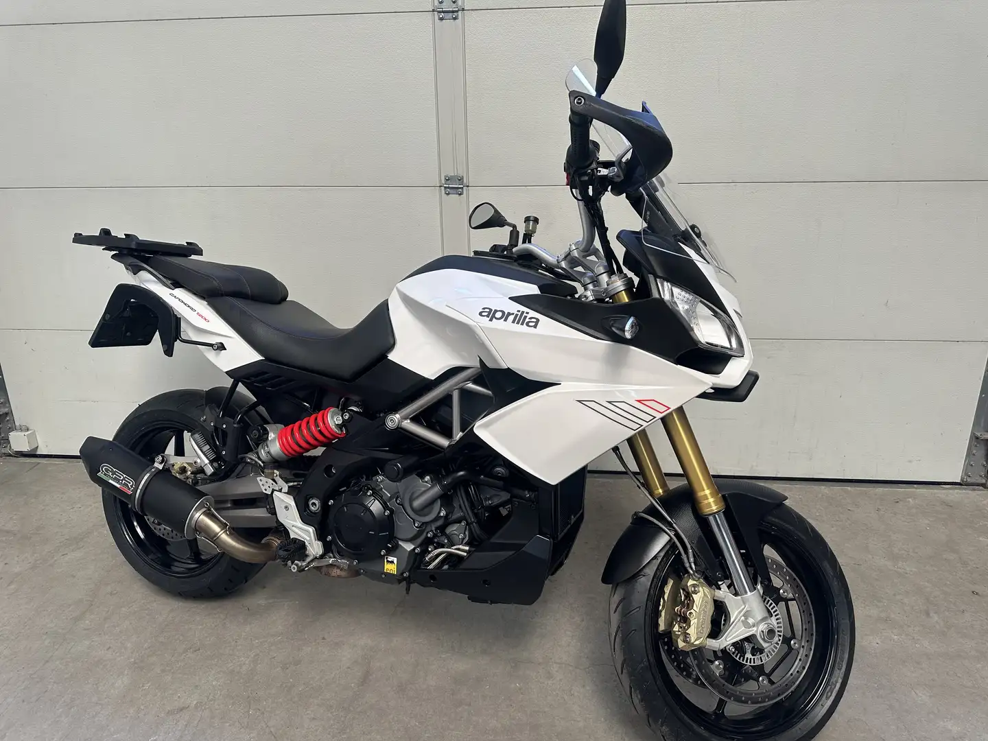Aprilia Caponord 1200 Aprilia Caponord 1200 ABS 2016 Wit - 1