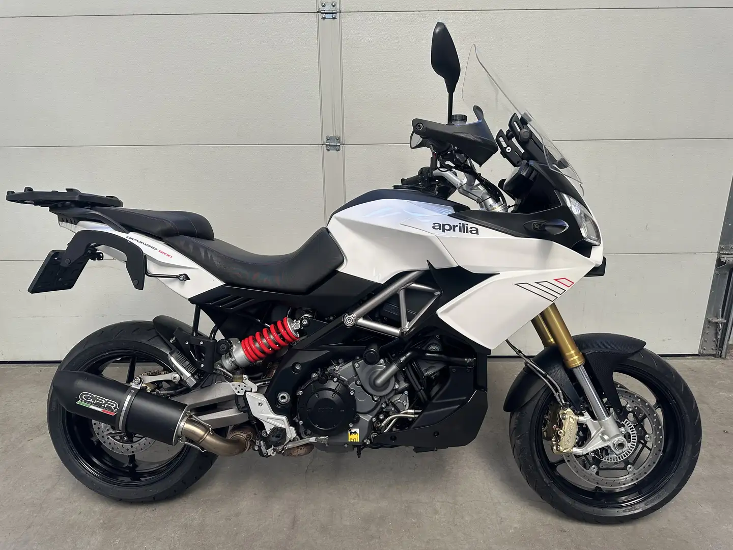 Aprilia Caponord 1200 Aprilia Caponord 1200 ABS 2016 Wit - 2
