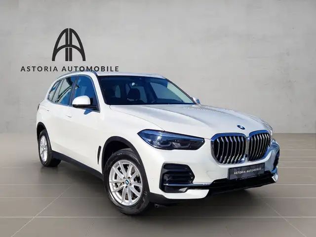 BMW X5 X5 view 3