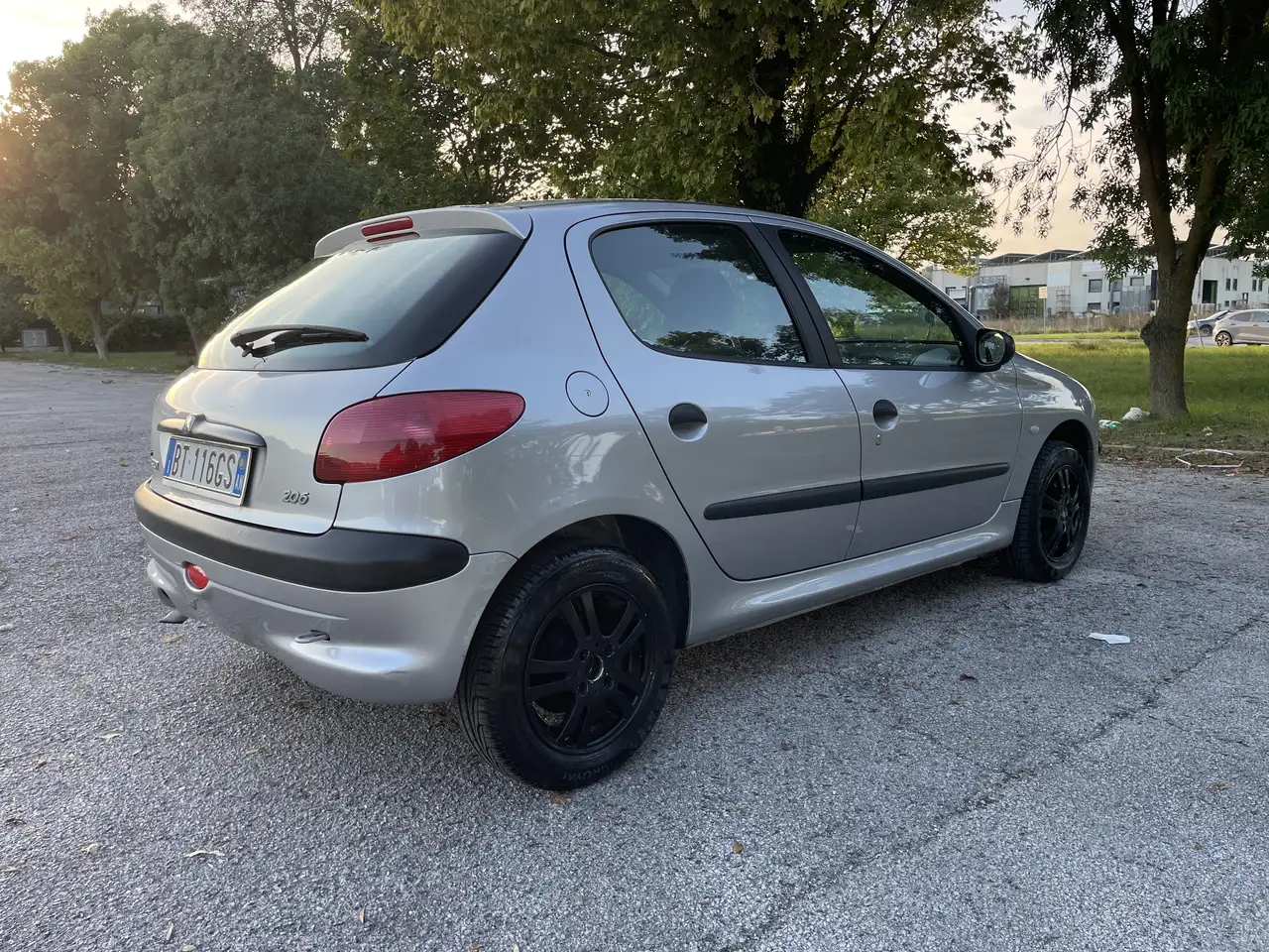 Peugeot 206 5p 1.1 XT, foto 2