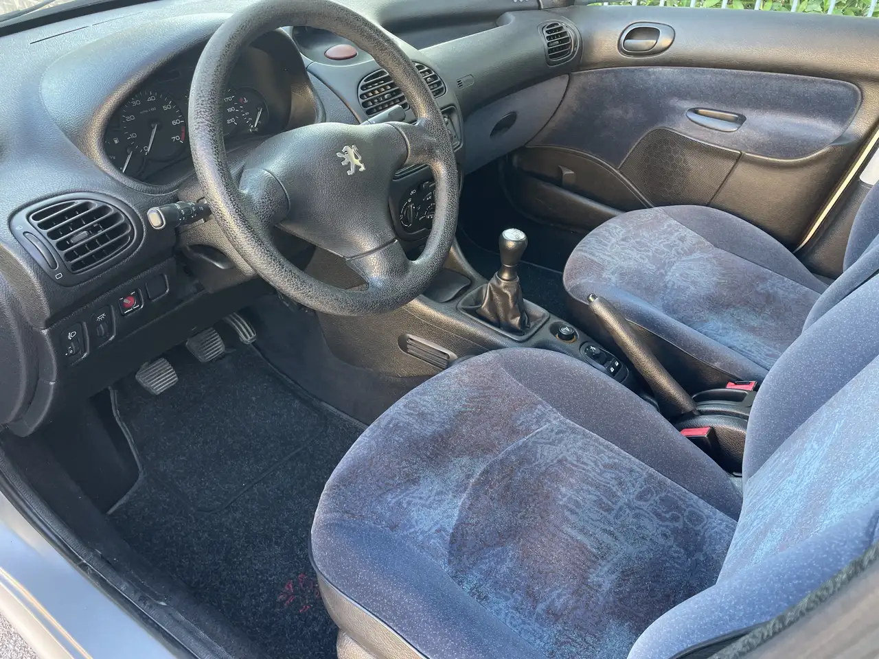 Peugeot 206 5p 1.1 XT, foto 9